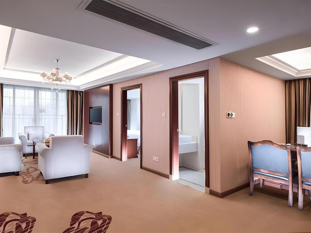 Vienna Classic Hotel Qingyuan Taihe Ancient Cave Scenic Area Eksteriør bilde